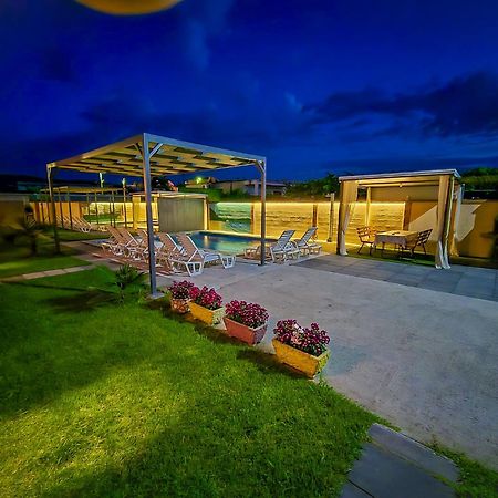 בלאגאי Bise Resort מראה חיצוני תמונה